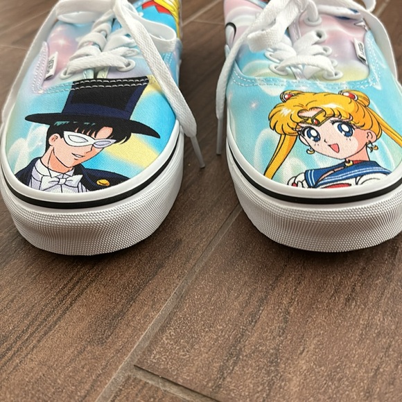 Vans Sailor Moon Collection Men Size 7.5 Women Size 9 - Picture 3 of 14